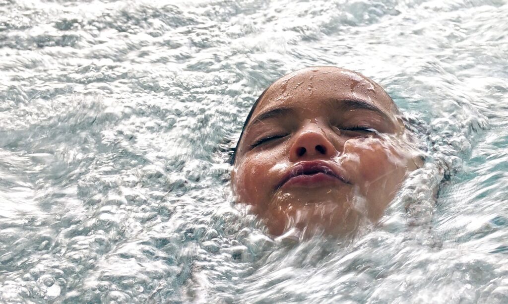 How to Choose a Hot Tub Break That Suits Your Trip