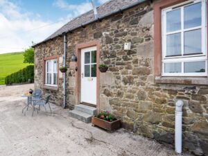 Hot tub retreat — Biggar, Southern Scotland