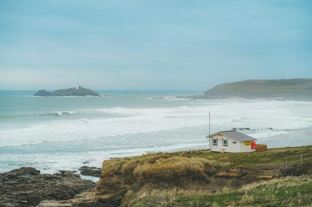 How to Plan a Coastal Walk and Hot Tub Break