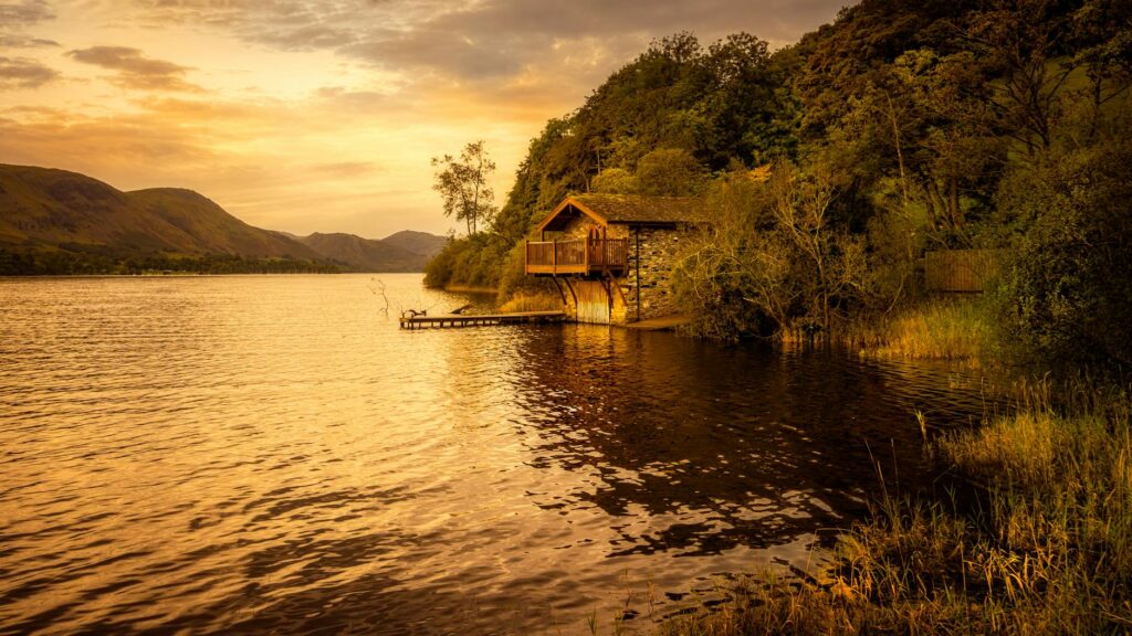Car-Free Hot Tub Breaks By Train: Rail-Accessible Lodges Across The UK